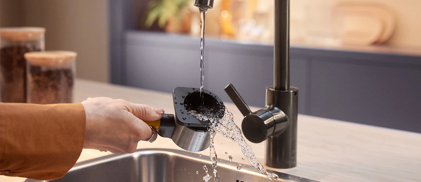 Portafilter eenvoudig reinigen met water Portafilter eenvoudig reinigen met water