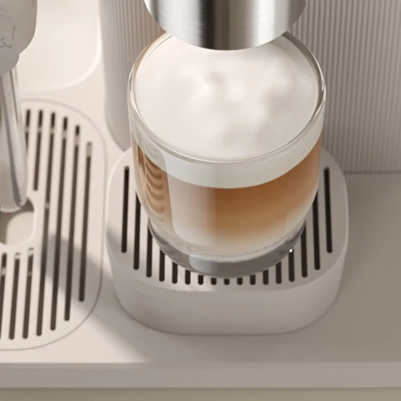F7_BAR400_00_Real_smooth_cappuccino.webp F7_BAR400_00_Real_smooth_cappuccino.webp