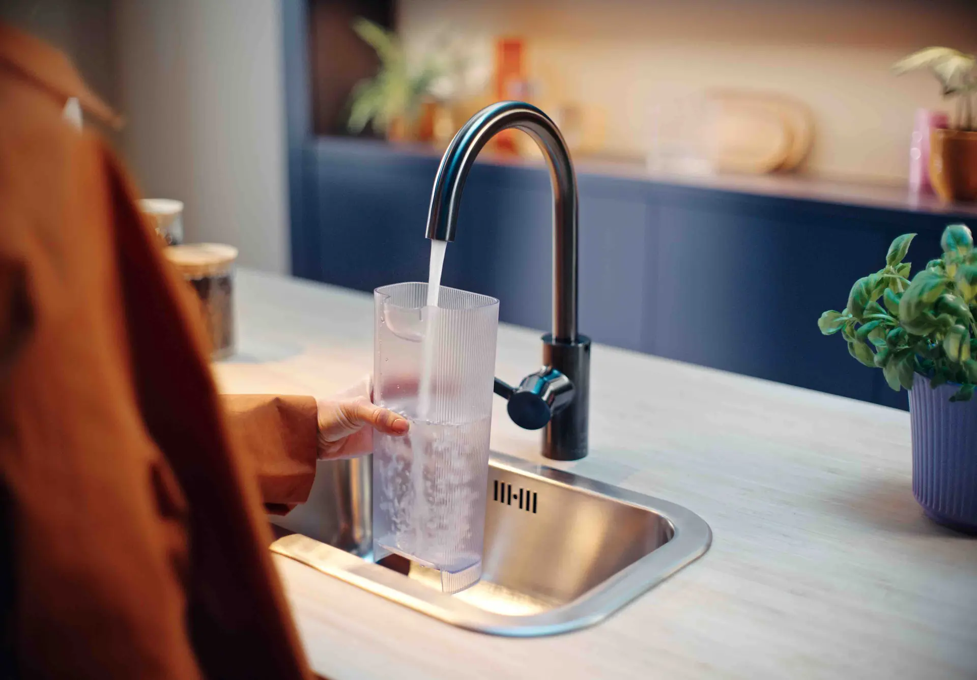 fill-water-tank.jpg fill-water-tank.jpg